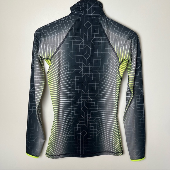 Nike Pro Thermal Dri Fit Long Sleeve 1/2 Zip Pullover Geo Print XS Athletic Gym - Picture 4 of 8